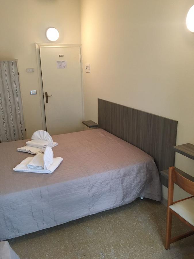 Hotel Rebola Rimini Dış mekan fotoğraf