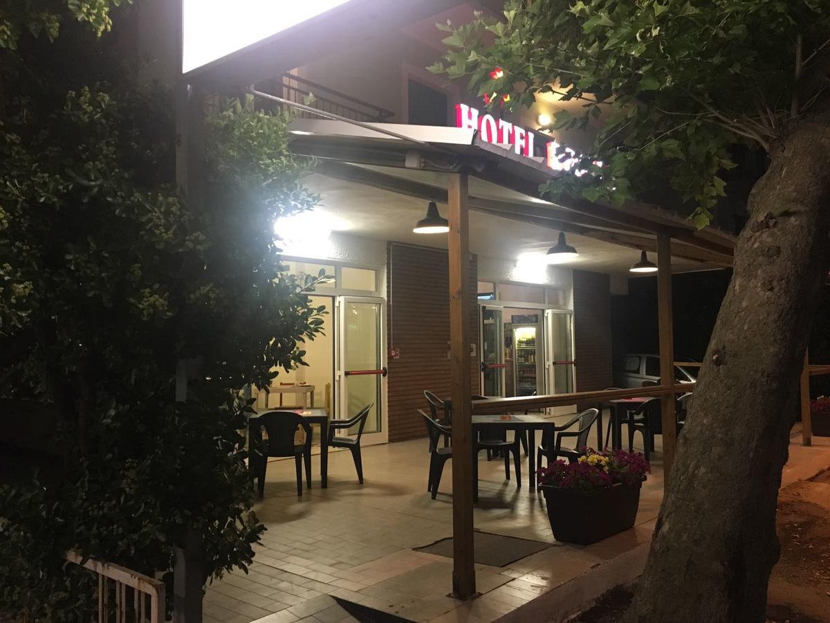 Hotel Rebola Rimini Dış mekan fotoğraf